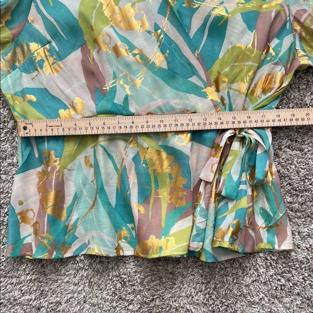 Like New! Harve Bernard Elegant Multicolor Faux Wrap Tie Front Blouse in 2X